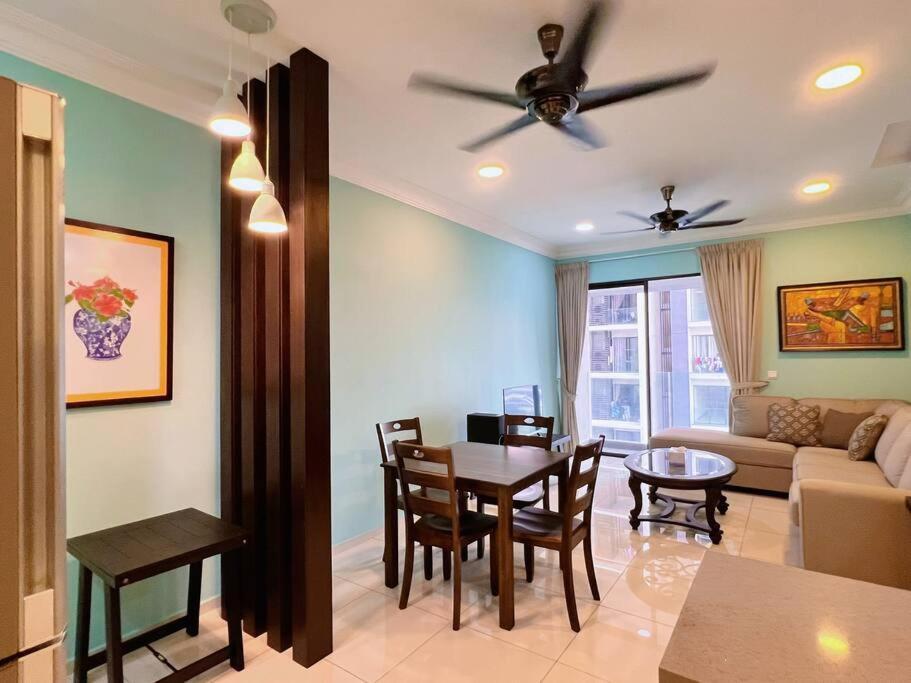 Homely 2Br Heritage D'Sara @ Link To Mrt, Near Thomson Hospital & Sungai Buloh Hospital Екстер'єр фото